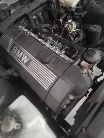 Moteur BMW M52B25 avec i jection origine ou 6 papillons M3 beschikbaar voor biedingen