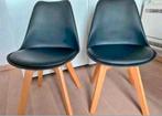 Prachtige blauwe Nora Scandinavische eetkamerstoelen, Huis en Inrichting, Stoelen, Ophalen, Zo goed als nieuw, Hout