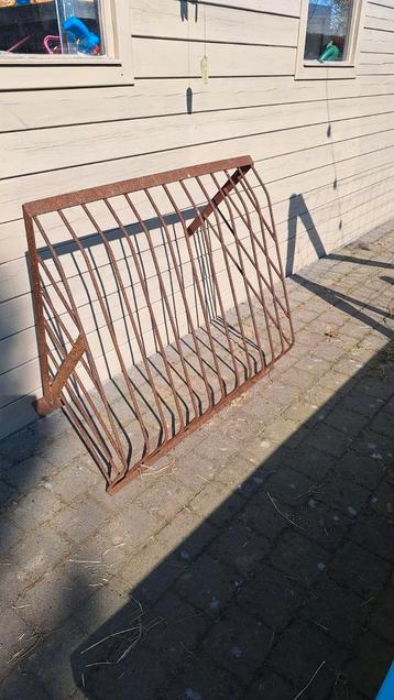 Hooiruif  beschikbaar voor biedingen