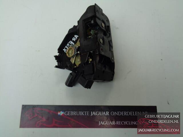 Deurslot rechts achter Jaguar XJ X350 C2C30698, Auto-onderdelen, Carrosserie, Jaguar, Gebruikt, Ophalen of Verzenden