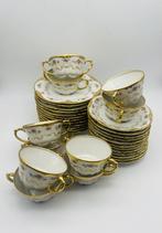 Antieke porseleinen thee- en dessertset uit 1906, Ophalen