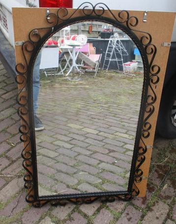 Prachtige Antieke Metalen spiegel - 96x59 beschikbaar voor biedingen