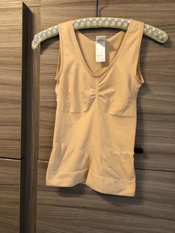 Nieuw, beige, corrigerend  onderhemdje, Up2Fashion, maat M