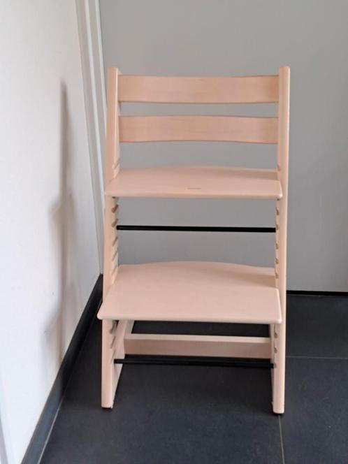 Stokke Tripp Trapp kinderstoel NIEUW MODEL, Kinderen en Baby's, Kinderstoelen, Zo goed als nieuw, Meegroeistoel, Aanschuifbaar