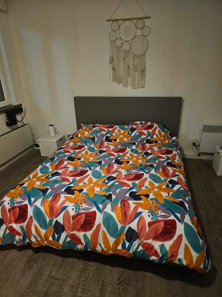 bed 160*200, Huis en Inrichting, Slaapkamer | Boxsprings, 200 cm, Grijs, Ophalen