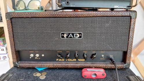 Ampli basse full lampe FAD four 100, 100 watts., Musique & Instruments, Amplis | Basse & Guitare, Utilisé, Enlèvement ou Envoi