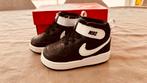 Nike Court Borough low - maat 23,5 perfecte staat, Kinderen en Baby's, Babykleding | Schoentjes en Sokjes, Schoentjes, Ophalen of Verzenden