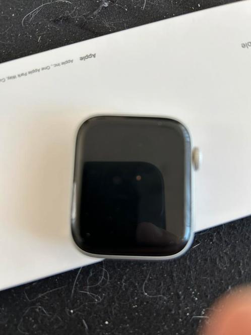 Apple Watch-serie 5 Nike, Handtassen en Accessoires, Smartwatches, Zo goed als nieuw, Ophalen of Verzenden
