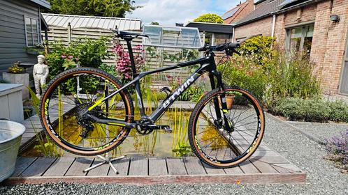 Mountainbike Btwin 960 Rockrider Carbon, Fietsen en Brommers, Fietsen | Mountainbikes en ATB, Zo goed als nieuw, Heren, Overige merken