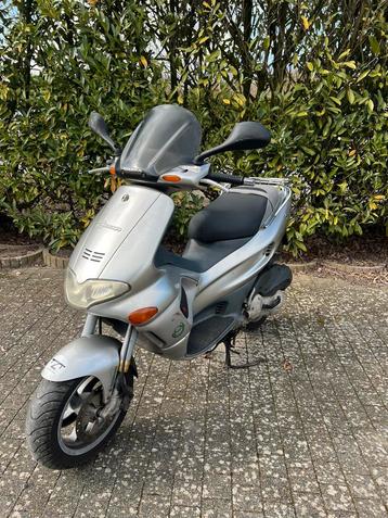 Gilera Runner 172 A1 NL kenteken (180cc,125cc,Skr,Tph), Enlèvement, Comme neuf