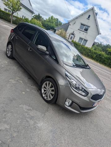 Kia carens 1.7diesel euro 6b 7 place prêt a imatriculer  beschikbaar voor biedingen