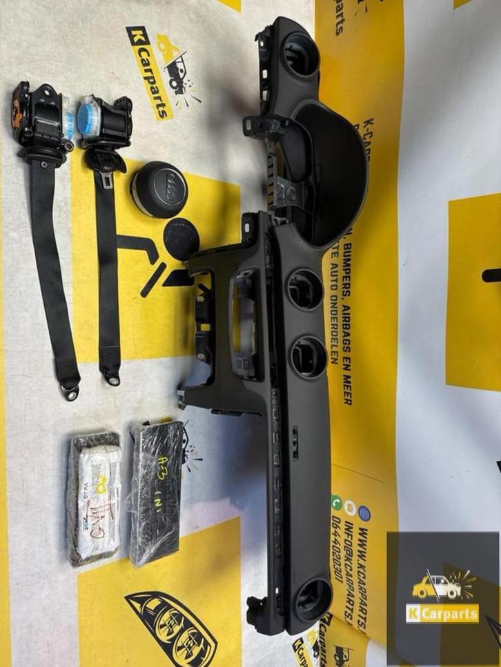 Audi A3 8V Facelift Compleet Dashboard set 2013-19 origineel, Auto-onderdelen, Overige Auto-onderdelen, Audi, Gebruikt