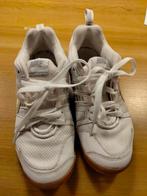 Nike witte dames sneaker / sportschoenen, Sport en Fitness, Tennis, Ophalen of Verzenden, Zo goed als nieuw, Nike