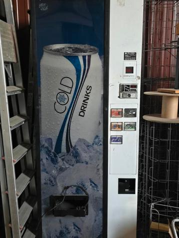 Machine à boissons gazeuses - en état de marche - 400

PORTE, Enlèvement
