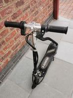 Kinder step (e-scooter), Fietsen en Brommers, Steps, Ophalen, Zo goed als nieuw
