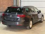 Volkswagen Passat Variant 1.6 TDi Automaat Navi LED Camera G, Auto's, Stof, Gebruikt, 4 cilinders, 1545 kg