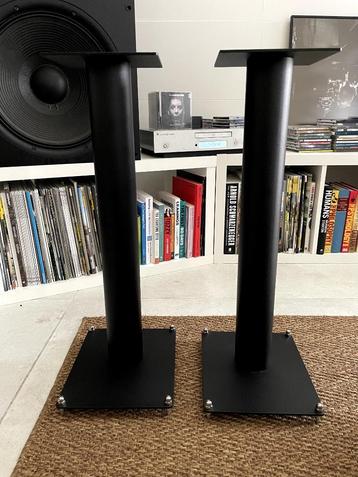 Custom Design RS 200 luidspreker stands beschikbaar voor biedingen