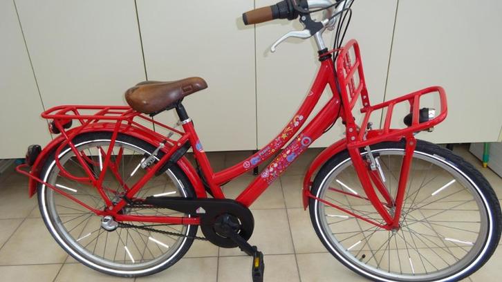 MEISJESFIETS BFK 24 INCH, Fietsen en Brommers, Fietsen | Meisjes, Zo goed als nieuw, 24 inch, Handrem, Versnellingen, Ophalen