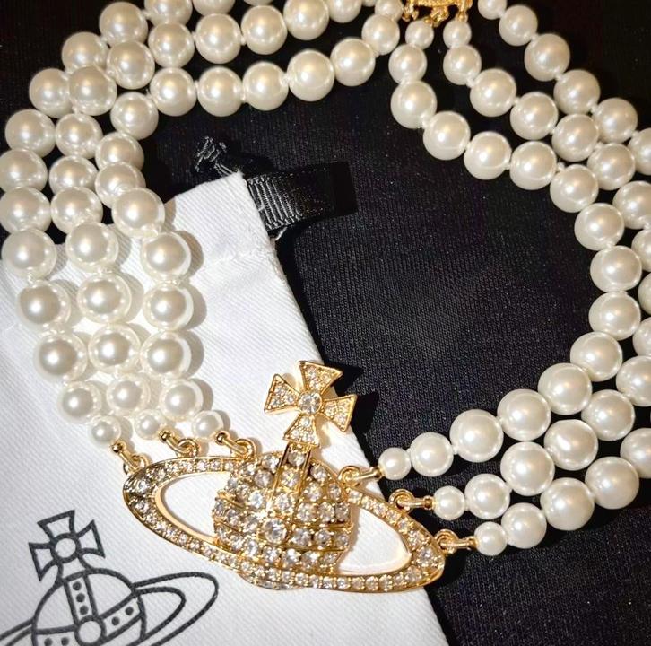 Vivienne Westwood Goude Parel kettingmet kristallen, Handtassen en Accessoires, Kettingen, Zo goed als nieuw, Overige materialen