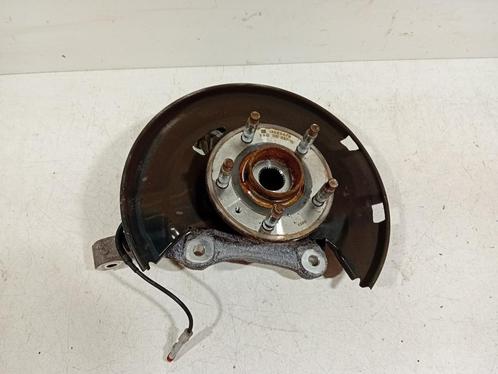 WIELNAAF LINKS VOOR Opel Astra J (PC6 / PD6 / PE6 / PF6), Auto-onderdelen, Remmen en Aandrijving, Opel, Gebruikt