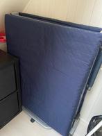 1 persoons logeerbed, Huis en Inrichting, Slaapkamer | Bedden, Ophalen, Eenpersoons, Blauw, Zo goed als nieuw