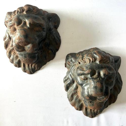 paar oude gietijzeren leeuwenkoppen, Antiek en Kunst, Antiek | Brons en Koper, Koper, Ophalen of Verzenden