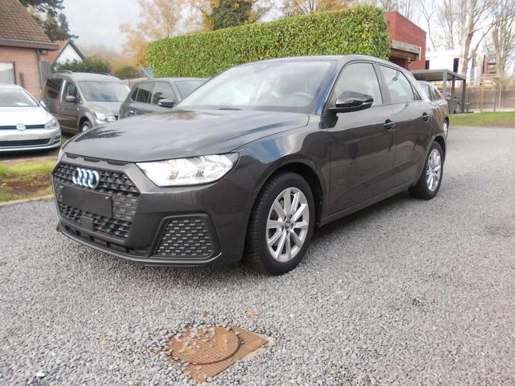 Audi A1 A1 30 TFSI Sportback S tronic NAVI-CRUISE-LANE-DAB, Auto's, Audi, Bedrijf, Te koop, A1, ABS, Airbags, Airconditioning