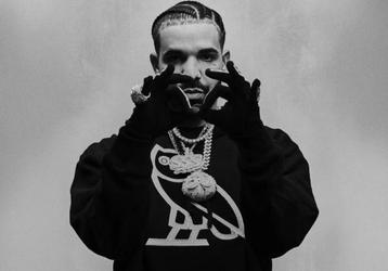 4x Drake Tickets Zitplekken Antwerpen - 7 Aug beschikbaar voor biedingen
