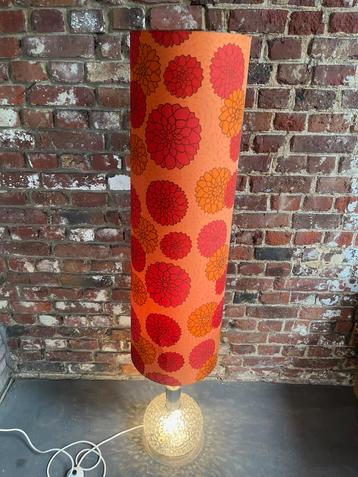 Lampadaire vintage Doria - Pied lumineux en verre bullé.  beschikbaar voor biedingen