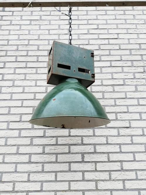 Grote groene emaille lamp, Antiek en Kunst, Antiek | Verlichting, Ophalen of Verzenden