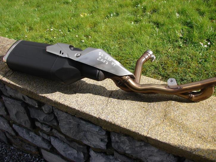 Suzuki DL 650 V-STROM 2017- 2020 échappement d' origine impe, Motos, Accessoires | Autre, Comme neuf, Enlèvement