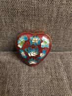 Antiek Pillendoosje Hartje met Lotus bloemen, Ophalen of Verzenden