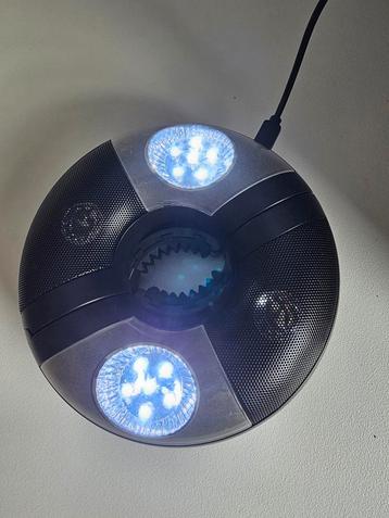 Éclairage LED pour parasol avec récepteur Bluetooth