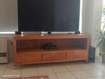 Massieve Teake tv kast beschikbaar voor biedingen