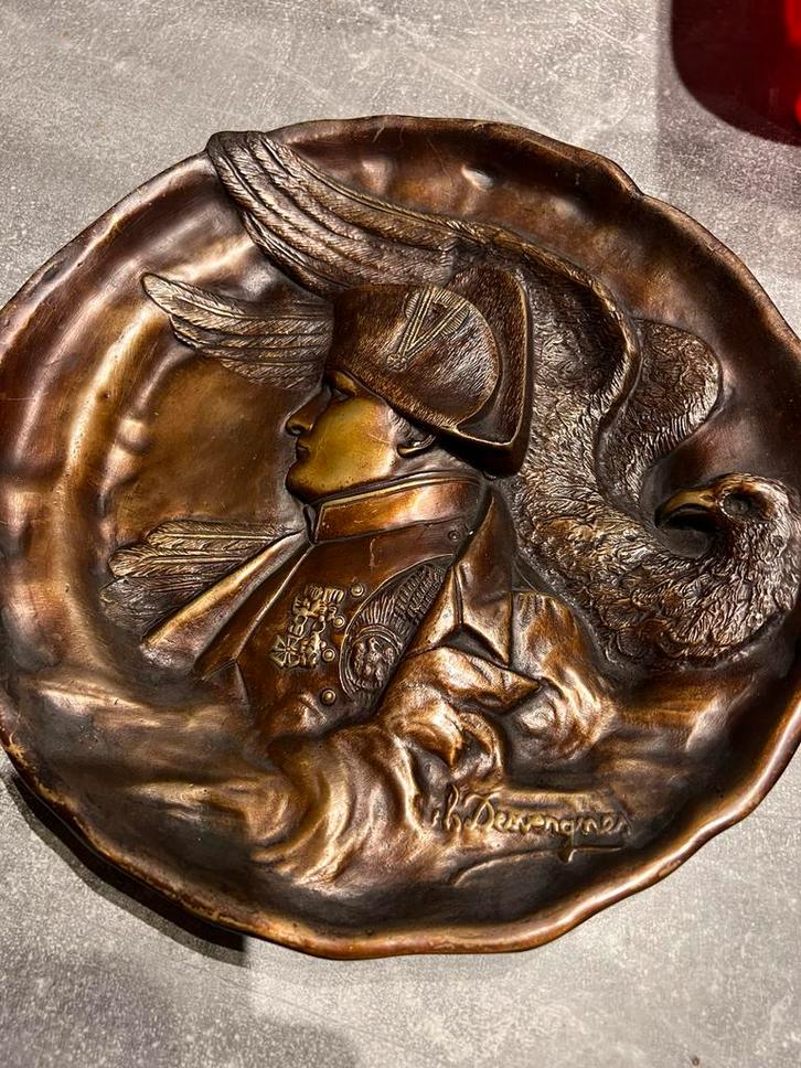 Prachtig bronzen bord “ Napoleon “ gesigneerd, Antiek en Kunst, Antiek | Brons en Koper, Brons, Ophalen