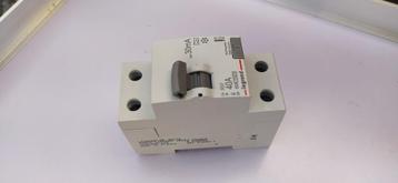 Legrand differentieelschakelaar RX3 40A 2P 30mA beschikbaar voor biedingen