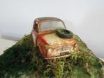 Fiat 500 L  - diorama junkyard, Hobby en Vrije tijd, Modelauto's | 1:18, Solido, Gebruikt, Ophalen of Verzenden, Auto