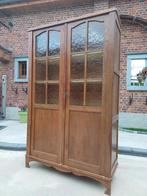 Armoire vitrée, Ophalen