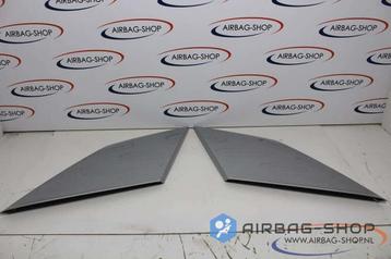 Audi Q2 Blades Donker Grijs C Stijl afdekking L + R 81A85337 beschikbaar voor biedingen