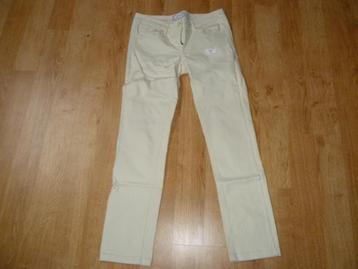 broek maat 40 beschikbaar voor biedingen