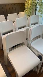 Stevige witte stoelen, Huis en Inrichting, Stoelen, Ophalen, Zo goed als nieuw