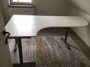 Bureau ikea, Enlèvement, Comme neuf