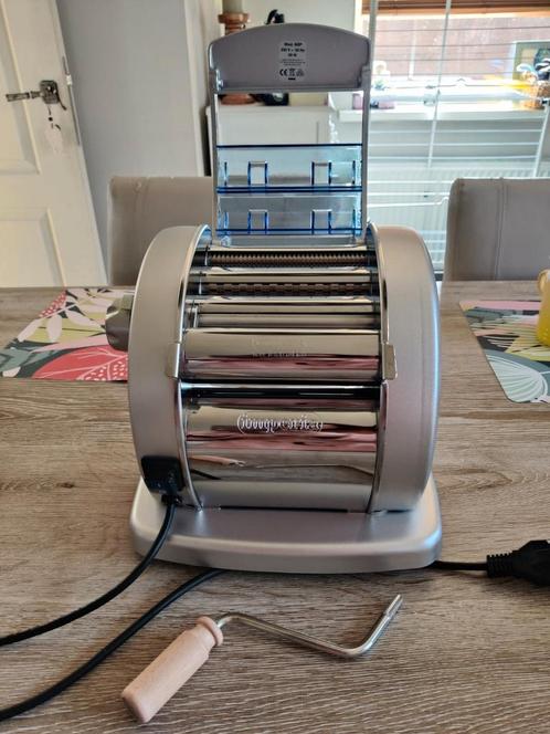 Pasta Presto Imperia 700, Elektronische apparatuur, Keukenmixers, Zo goed als nieuw, Ophalen