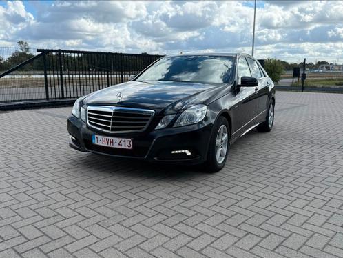 MERCEDES E200 AVANTGARDE-DIESEL-2010-176000KM-AUTOMAAT, Auto's, Mercedes-Benz, Particulier, E-Klasse, ABS, Diesel, Euro 5, Berline