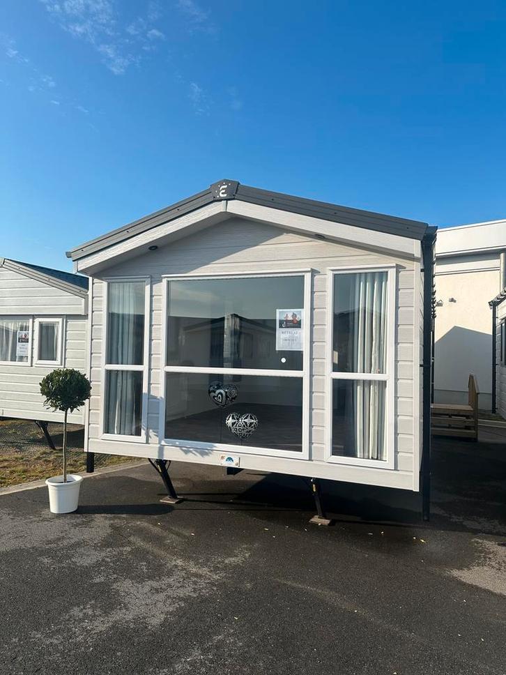 STOCK RETREAT 1000X370/2 - 4 SEIZOENS - VEEL MOGELIJKHEDEN, Caravans en Kamperen, Stacaravans, tot en met 4, Ophalen