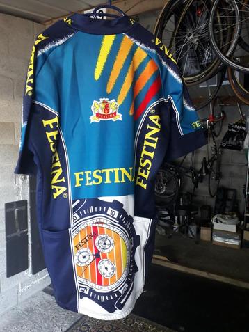 Retro koers shirts  beschikbaar voor biedingen