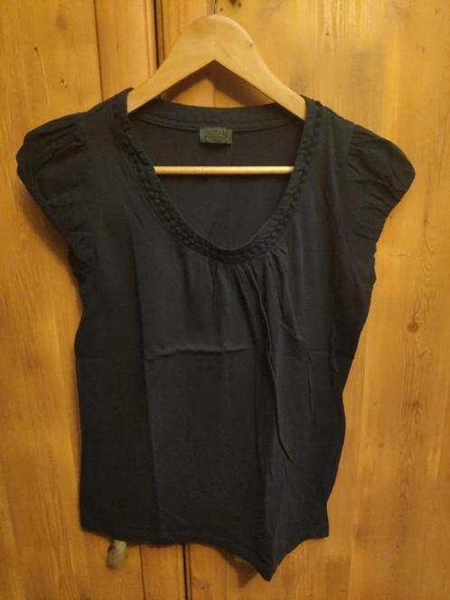 T-shirt speciale mouwen Giovane maat 38, Kleding | Dames, T-shirts, Zo goed als nieuw, Maat 38/40 (M), Zwart, Ophalen of Verzenden