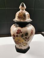 Gouda. Plateel vaas., Antiek en Kunst, Antiek | Vazen, Ophalen of Verzenden