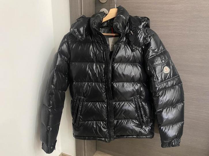 À VENDRE – Doudoune Moncler MAYA Authentique, Vêtements | Hommes, Vestes | Hiver, Comme neuf, Enlèvement