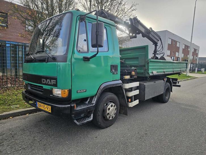DAF - AE45/150 TI - Grue chargeuse MKG Met avec presseur rot, Autos, Camions, Entreprise, DAF, Autres carburants, Euro 3